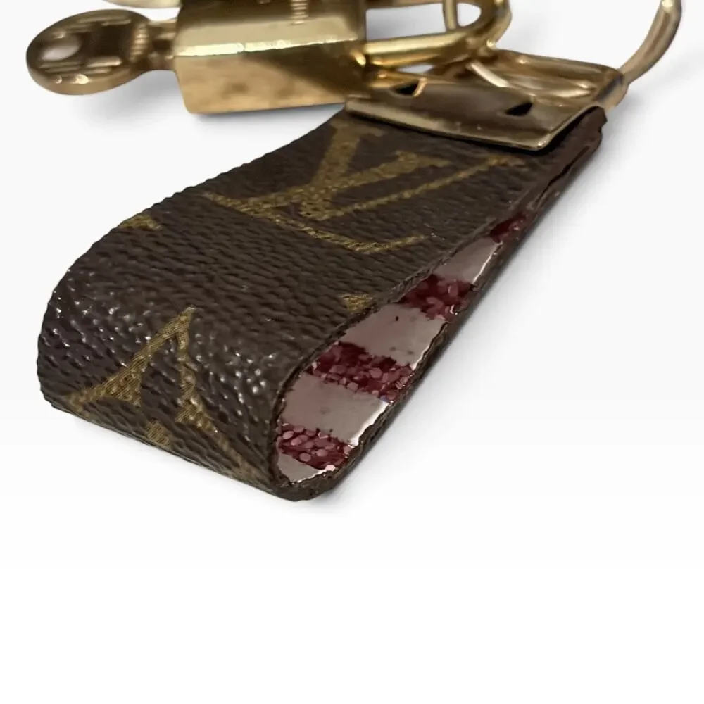 Louis Vuitton Lock & Key #201 w/a Green Heart Charm Loop Keychain